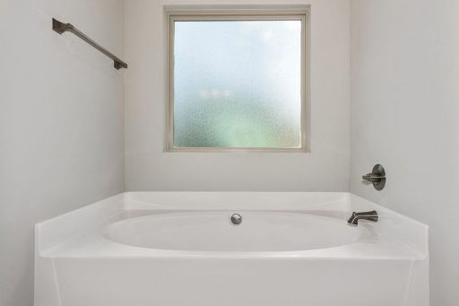 Heritage 2734 Floor Plan Owner Bathroom Tub
